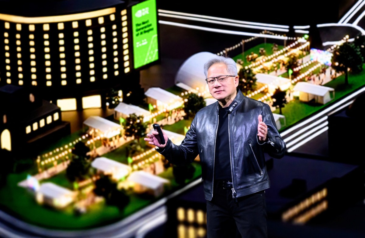 Lý do Nvidia tự tin dự báo tăng trưởng 70% bất chấp mọi đối thủ